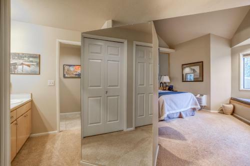 Hotel River Ridge 432b