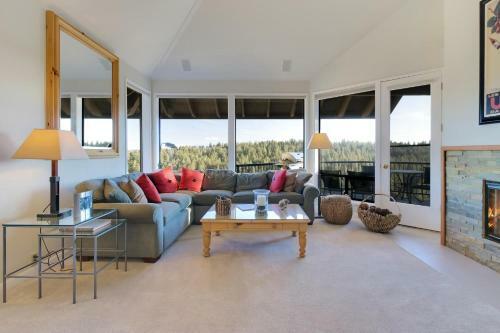 River Ridge 426ab