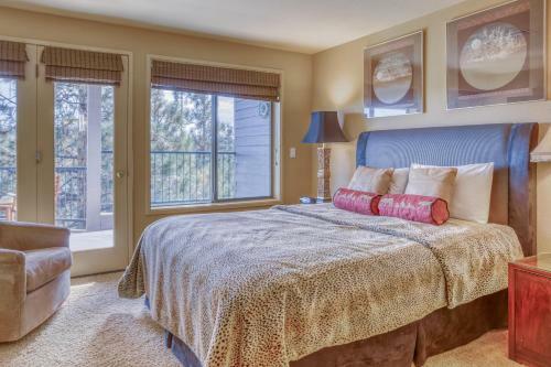 River Ridge 617a