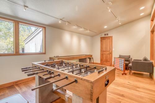 River Ridge 617a