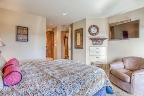 River Ridge 617a