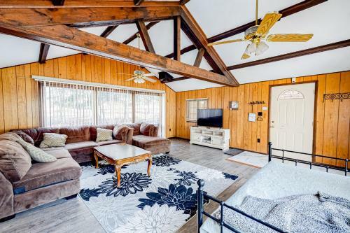 Calm Crest Chalet