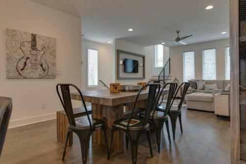 Gathering Place 542