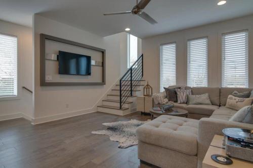 Gathering Place 542