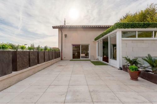 Apartamento Suite La Chapelle - Vaise - Parking - Terrasse