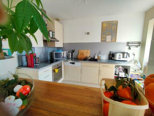 Apartamento T3 Des All�es+face Gare Et Parking