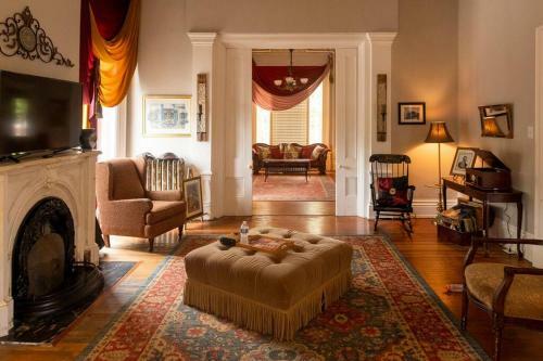 Experience The Lincoln Home