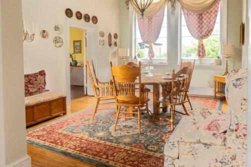 Experience The Lincoln Home