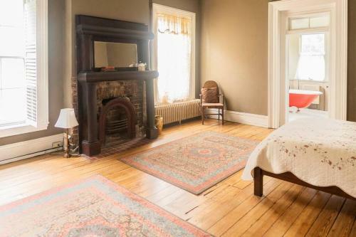 Experience The Lincoln Home