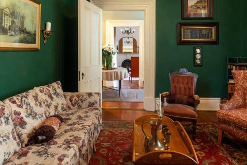 Experience The Lincoln Home