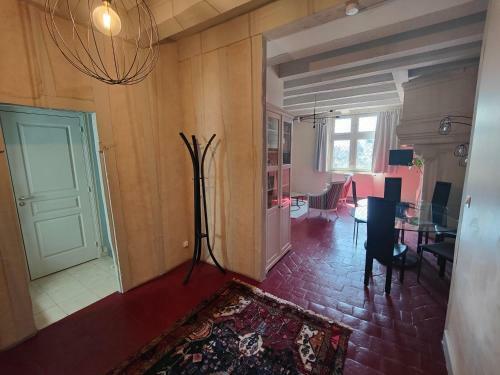 Apartamento Maison Aux Tr�sors - Duplex Chambord