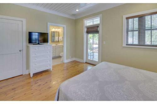 113pb Magnolia Cottages By The Sea