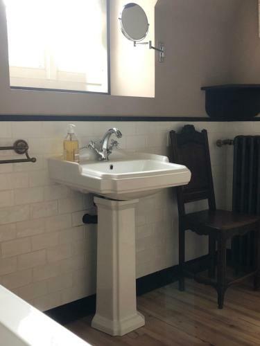 Villa Manoir Vascoeuil Pour 4 (6 En �t�)