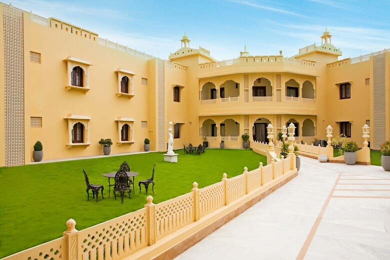 Syna Heritage Hotel