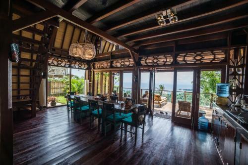 Villa Umbrella