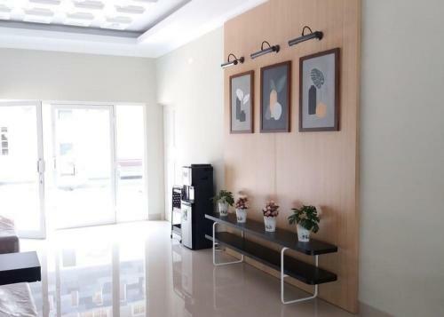Hotel Griya Sambilegi Maguwoharjo Redpartner