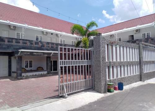 Hotel Griya Sambilegi Maguwoharjo Redpartner