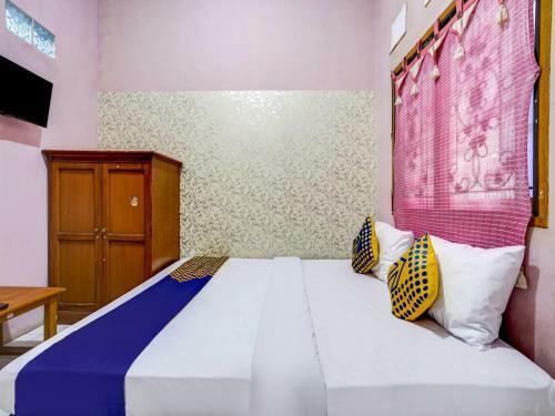 Hotel Vaccinated Staff - Spot On 90171 Pondok Kuning