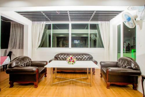 Hotel Namthip Residence