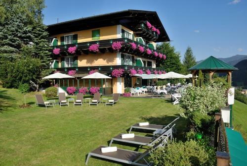 Hotel Eva,garden