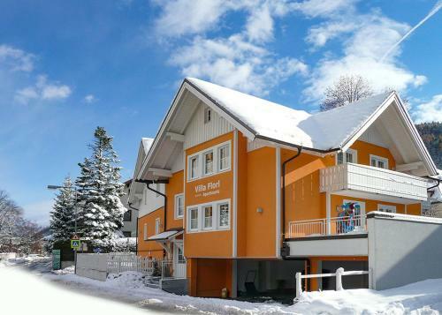 Apartamentos Villa Florl