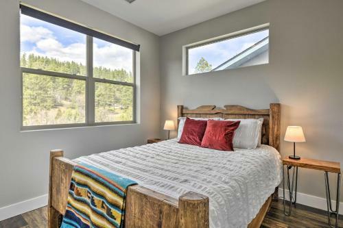 Modern Mtn Getaway With Deck, Gas Grill And Views