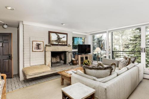 Durant Condominiums Unit B202