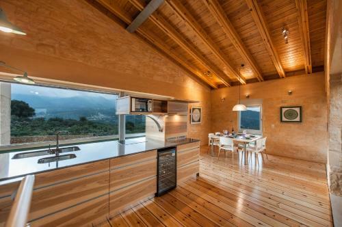 Kaminia Villa