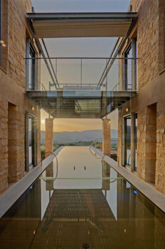 Kaminia Villa