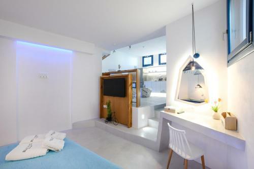 Villa Blue White Residence