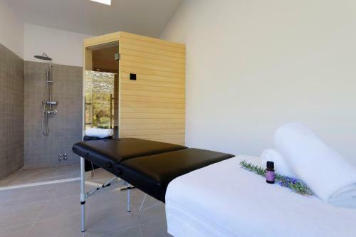 Villa Jure With Heated Pool And Electric Vehicle Station