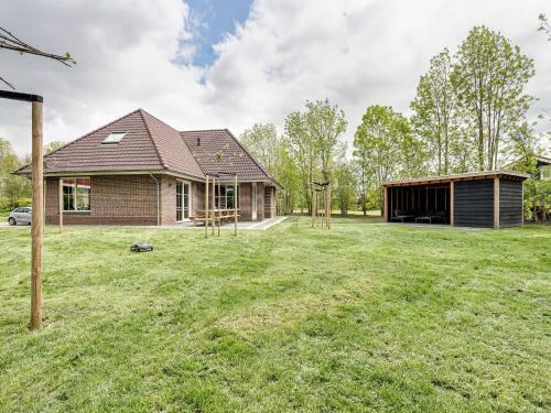 Rural Holiday Home In Zeewolde With Spacious Garden