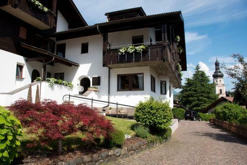 Hostal Residence Mayr