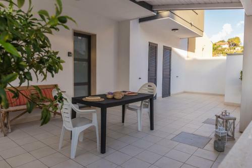 Apartamento Mareinsicilia: Appartamenti Larica