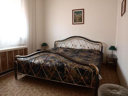 Hostal Angela Hotel
