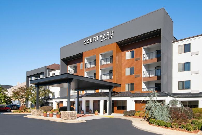 Hotel Courtyard By Marriott Burlington