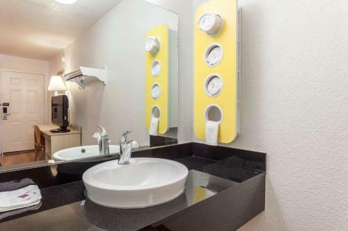 Motel 6 Sacramento Downtown