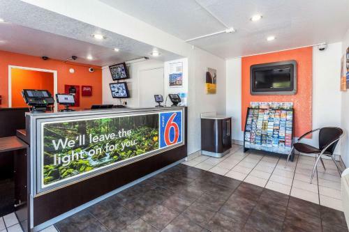 Motel 6 Sacramento Downtown