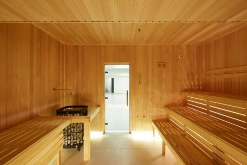 Tavel Hotel & Spa