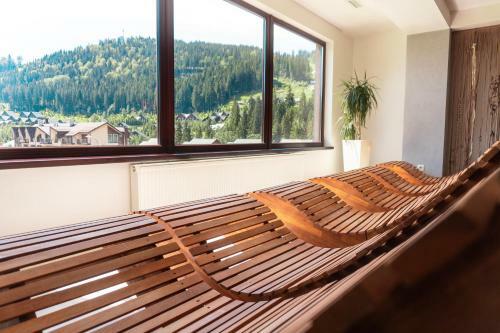 Tavel Hotel & Spa