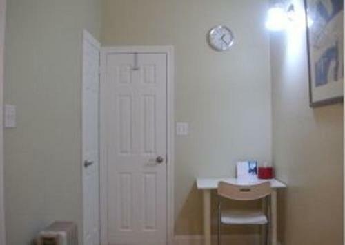 Hostal Kaisar Guest House