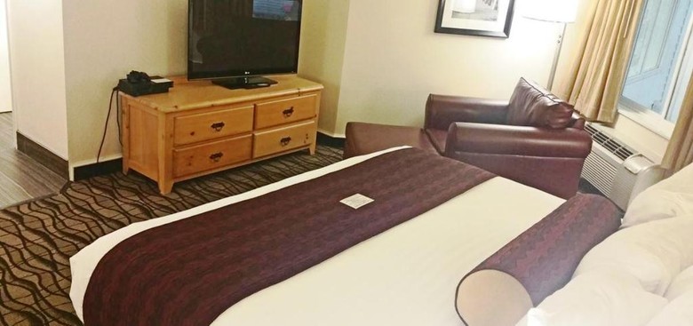 Hotel Cherry Tree Inn And Suites