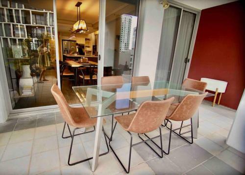 St Johns Apartment 3 Bed 2.5 Bath 2 Carpark Brisbane Cbd