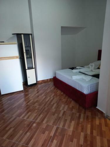 Apartamento Garsoniera Clara Permet