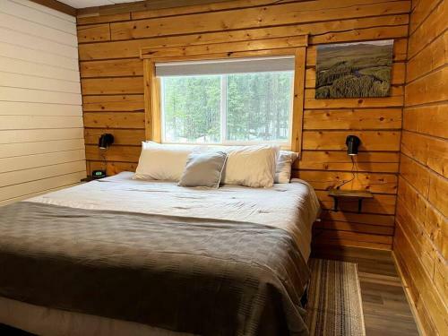 Aurora Ridge Cabin