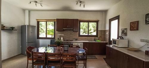 The Lovely Pambonina House With Gorgeous Views