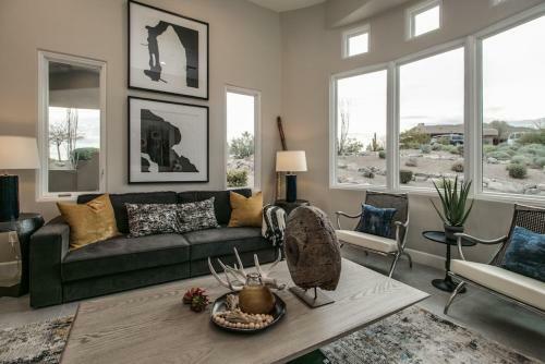 Luxurious Fountain Hills Designer Home Wviews