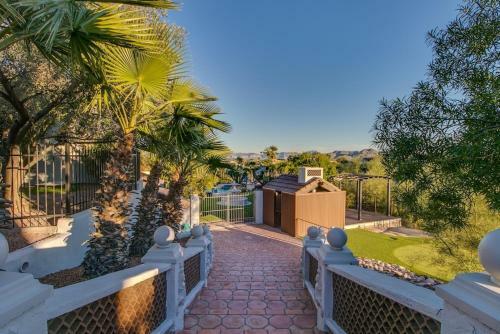Spectacular Fountain Hills 5 Bdrm Wpool And Views