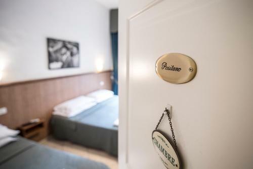 Hostal Vomero House