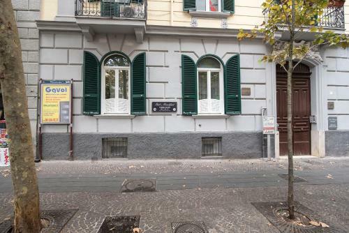 Hostal Vomero House